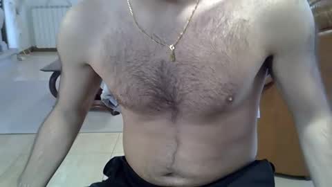 Snapshot of hairydaduncut chatting on 03/28/26, 01:33 hairydaduncut online show from 03/28/26, 01:33