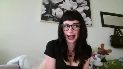 Snapshot of hairyjess chatting on 11/01/25, 11:07 Jess online show from 11/01/25, 11:07