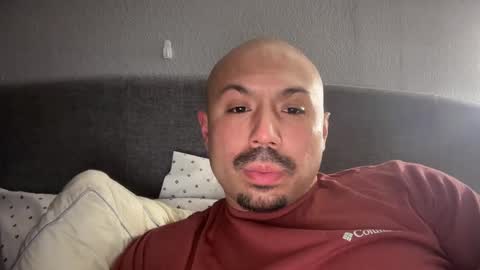 Snapshot of hairyman30000 chatting on 02/17/25, 04:09 hairyman30000 online show from 02/17/25, 04:09