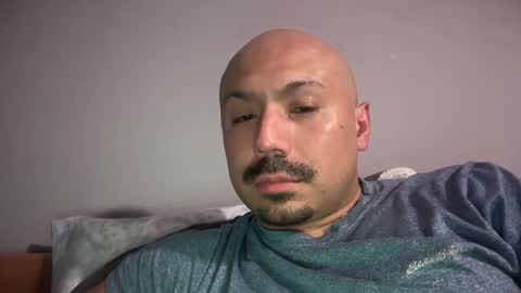 Snapshot of hairyman30000 chatting on 03/05/25, 02:46 hairyman30000 online show from 03/05/25, 02:46