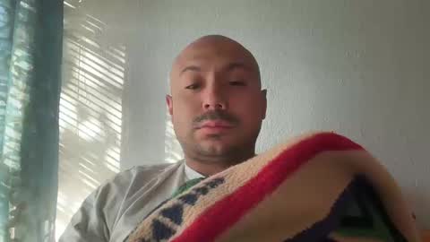 Snapshot of hairyman30000 chatting on 10/13/25, 04:18 hairyman30000 online show from 10/13/25, 04:18