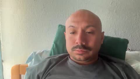 Snapshot of hairyman30000 chatting on 06/01/26, 10:11 hairyman30000 online show from 06/01/26, 10:11