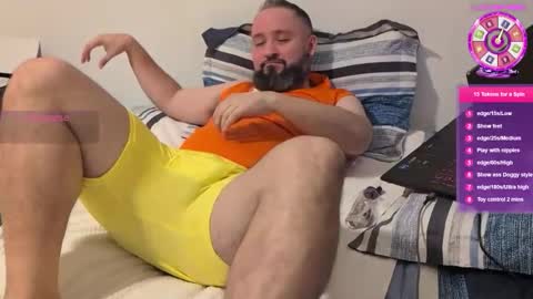 Snapshot of hairyman86 chatting on 03/03/26, 04:18 hairyman86 online show from 03/03/26, 04:18