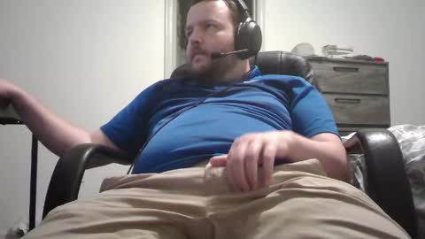 Snapshot of hairymikey chatting on 04/17/26, 02:47 hairymikey online show from 04/17/26, 02:47