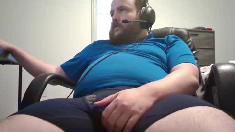 Snapshot of hairymikey chatting on 06/02/26, 05:42 hairymikey online show from 06/02/26, 05:42