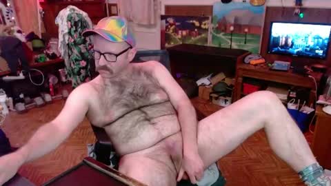 Snapshot of hairyoldperv chatting on 06/14/26, 05:53 Justin online show from 06/14/26, 05:53