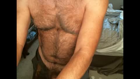 Hairy pecs online show from 09/12/25, 11:15