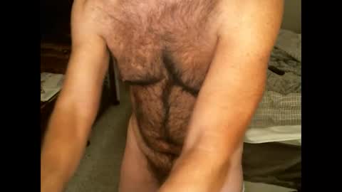 Snapshot of hairypecsguy chatting on 11/26/25, 08:26 Hairy pecs online show from 11/26/25, 08:26