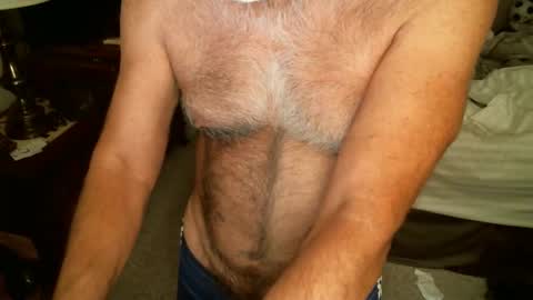 Snapshot of hairypecsguy chatting on 04/09/26, 06:52 Hairy pecs online show from 04/09/26, 06:52