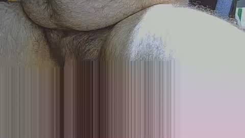 Snapshot of hairysmallfat chatting on 05/02/26, 03:44 hairysmallfat online show from 05/02/26, 03:44