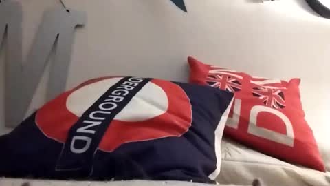 Snapshot of hairyspermballs chatting on 11/01/25, 12:12 Marty online show from 11/01/25, 12:12