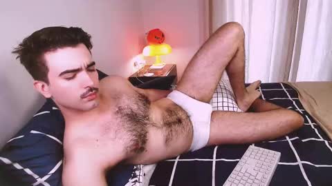 Snapshot of hairyzod chatting on 10/26/25, 06:03 Zod Bakcheia online show from 10/26/25, 06:03