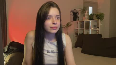 Snapshot of hako_emm chatting on 03/11/25, 09:48 hako emm online show from 03/11/25, 09:48