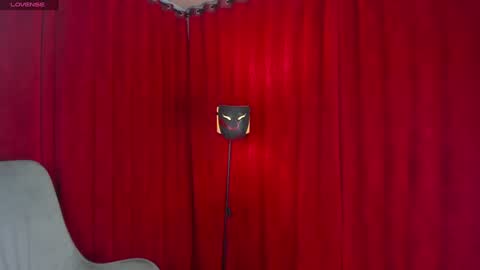 Haku Please help me with your thumbs up its important  online show from 12/30/24, 04:29