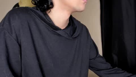 Snapshot of halan_jr chatting on 11/06/25, 01:45 halan online show from 11/06/25, 01:45