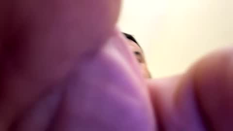 Snapshot of halebb chatting on 10/18/25, 08:20 halebb online show from 10/18/25, 08:20