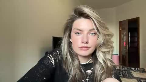 Snapshot of haley_rune chatting on 02/04/25, 08:13 haley_rune online show from 02/04/25, 08:13