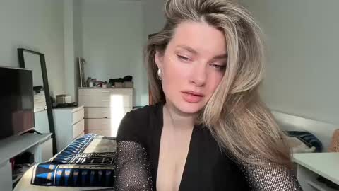 Snapshot of haley_rune chatting on 02/05/25, 09:36 haley_rune online show from 02/05/25, 09:36