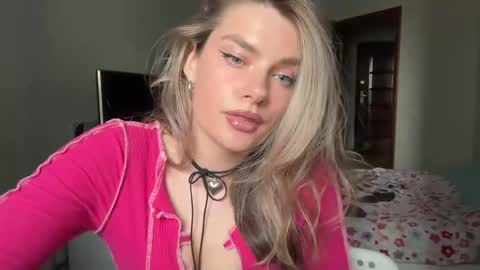 Snapshot of haley_rune chatting on 02/25/25, 01:06 haley_rune online show from 02/25/25, 01:06