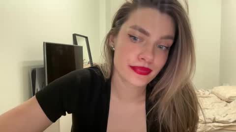 Snapshot of haley_rune chatting on 03/09/25, 05:28 haley_rune online show from 03/09/25, 05:28