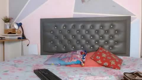halle_bailey online show from 03/27/26, 09:58