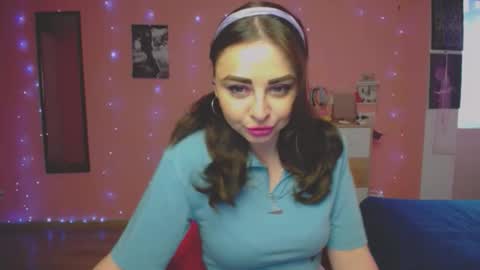 Snapshot of halleyg chatting on 03/30/26, 11:44 Ann online show from 03/30/26, 11:44