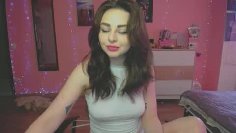 Snapshot of halleyg chatting on 04/07/26, 10:59 Ann online show from 04/07/26, 10:59