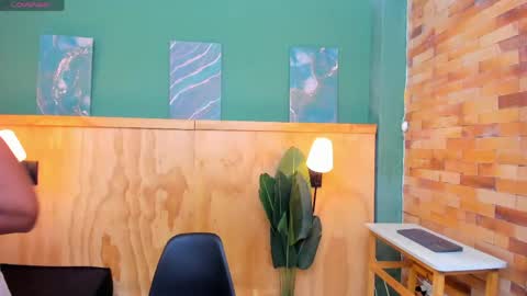 Halley Lorens online show from 04/16/26, 07:03