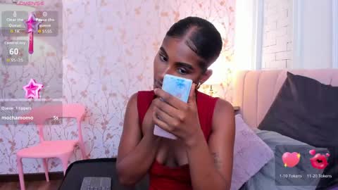 Snapshot of halleylorens chatting on 05/14/26, 07:42 Halley Lorens online show from 05/14/26, 07:42