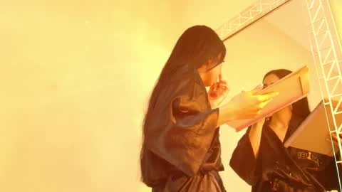 Hallie Stone online show from 04/13/26, 12:21