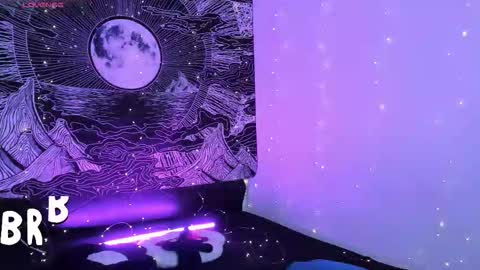 Hallu online show from 09/22/25, 11:07