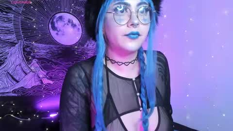 Hallu online show from 10/23/25, 09:24