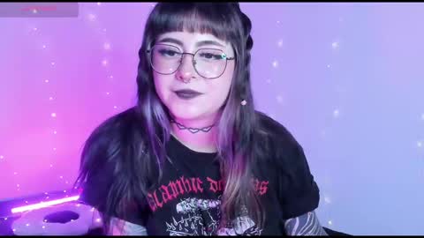 Snapshot of hallucigenia_sparza chatting on 03/02/26, 10:38 Hallu online show from 03/02/26, 10:38