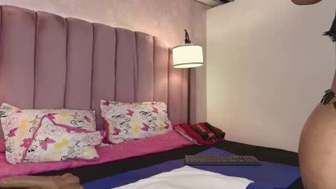  Hally Bans  online show from 04/11/26, 01:59