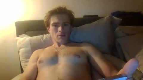 Snapshot of halor456999777 chatting on 12/18/25, 06:19 halor456999777 online show from 12/18/25, 06:19