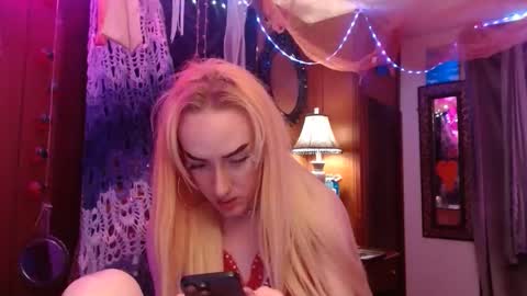 halovalentine online show from 01/15/26, 05:12