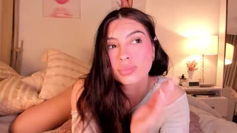 Halsey Maria online show from 11/29/25, 07:22