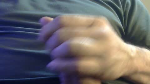 Snapshot of hamhead71 chatting on 01/26/25, 12:16 hamhead71 online show from 01/26/25, 12:16