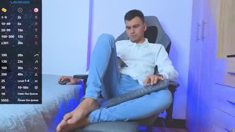 Snapshot of hamiltong12 chatting on 03/13/26, 11:11 hamiltong12 online show from 03/13/26, 11:11