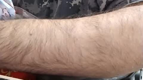 Snapshot of hammeer chatting on 10/23/25, 02:05 hammeer online show from 10/23/25, 02:05