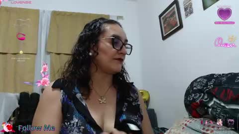 Snapshot of hammer9247 chatting on 07/25/26, 11:46 hammer9247 online show from 07/25/26, 11:46
