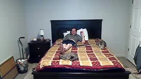 Snapshot of hammerthatthang73 chatting on 04/15/26, 07:48 hammerthatthang73 online show from 04/15/26, 07:48