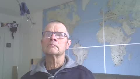 Snapshot of hamto65 chatting on 02/22/25, 03:36 Prefer men 80 online show from 02/22/25, 03:36