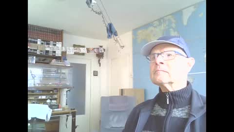 Snapshot of hamto65 chatting on 02/23/25, 11:00 Prefer men 80 online show from 02/23/25, 11:00