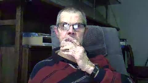 Snapshot of hamto65 chatting on 01/06/26, 10:56 Prefer men 80 online show from 01/06/26, 10:56