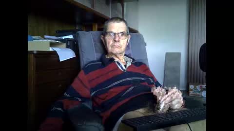 Snapshot of hamto65 chatting on 01/09/26, 10:18 Prefer men 80 online show from 01/09/26, 10:18