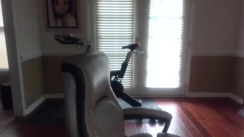 Snapshot of han63 chatting on 02/08/25, 01:22 Han online show from 02/08/25, 01:22