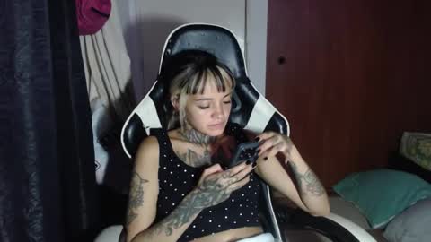 Snapshot of han_ya06 chatting on 01/09/26, 09:49 Hanya online show from 01/09/26, 09:49