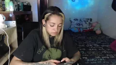 Snapshot of han_ya06 chatting on 04/22/26, 06:09 Hanya online show from 04/22/26, 06:09