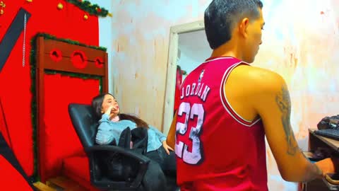 Hana and Zeta online show from 12/30/24, 12:42